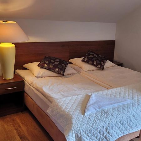 Siedlisko Roztocze Potoczek Hotel Adamow  Ngoại thất bức ảnh